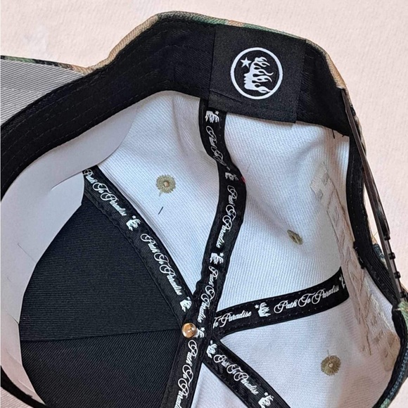 Hellstar Camo Snap-Back Rhinestone Logo - Picture 9 of 11